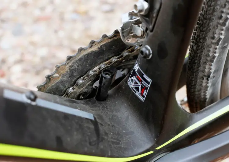 The integrated chain keeper seeks to prevent unwanted chain drop. © Cyclocross Magazine