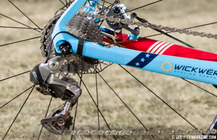 Shimano 9070 Di2 rear derailleur with Enduro XD-15 sealed bearing derailleur pulleys. Katie Compton's Trek Boone at CrossVegas 2016 and JingleCross. © C. Lee / Cyclocross Magazine