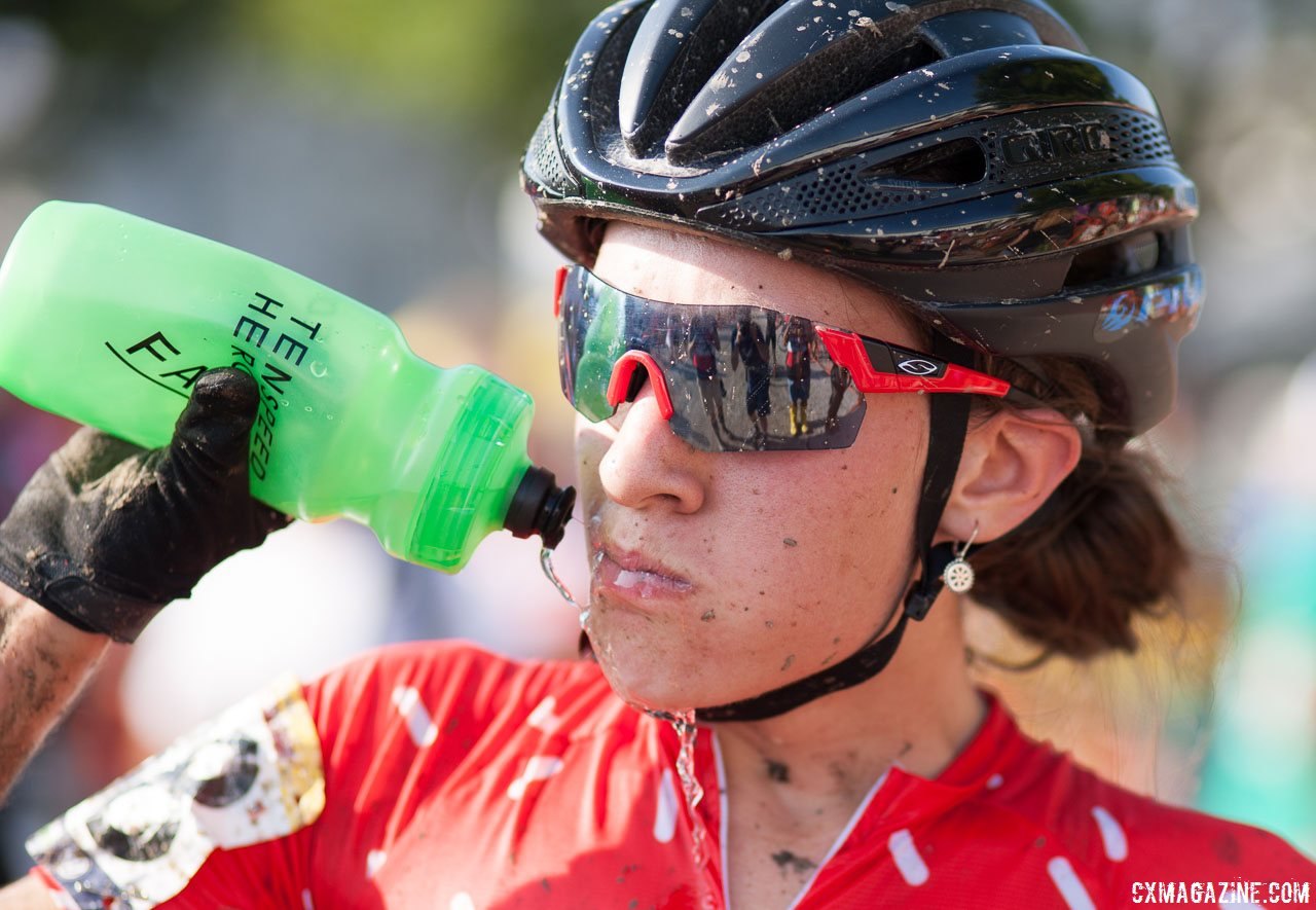 Sofia Gomez Villafane doing her best to hydrate and cool down after the 2016 Jingle Cross World Cup. © A. Yee / Cyclocross Magazine