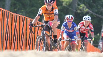 Amanda Miller leads the 2016 Jingle Cross World Cup, Elite Women. © D. Mable / Cyclocross Magazine