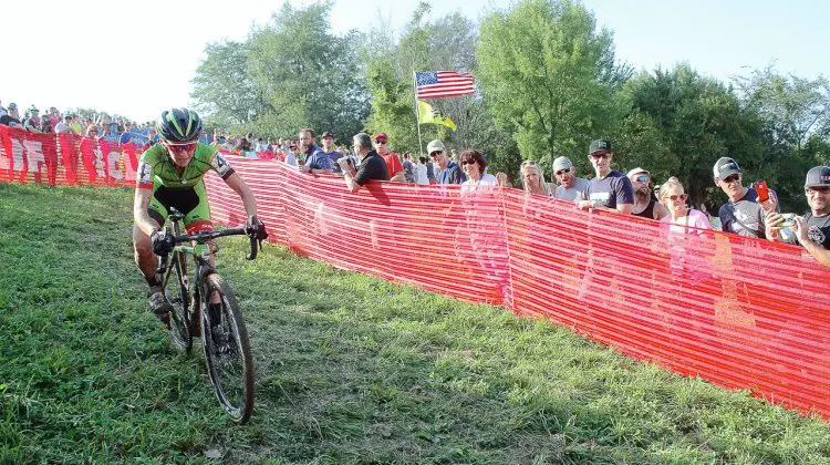 Antonneau charging after Mani. 2016 Jingle Cross World Cup, Elite Women. © D. Mable / Cyclocross Magazine