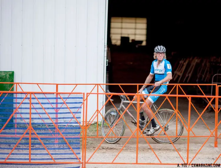 Steve Tilford raced the UCI race and got pulled without complaint, but some racers got pulled with an inconsistent and inaccurate implementation of the 80% rule. 2016 Jingle Cross Day 1, Elite Men. © A. Yee / Cyclocross Magazine