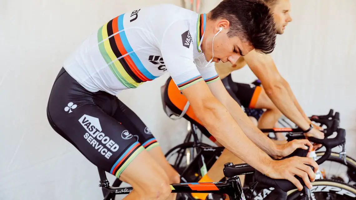 Wout van Aert and the Crelan Vastgoed Service team warming up for the 2016 Trek CXC Cup Day 2 © Jeff Curtes