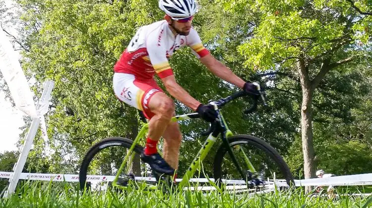 Brian Matter navigates a corner en route to his victory in Wisconsin's 2016 season-opener. photo: Photo Credit Zachary Schuster