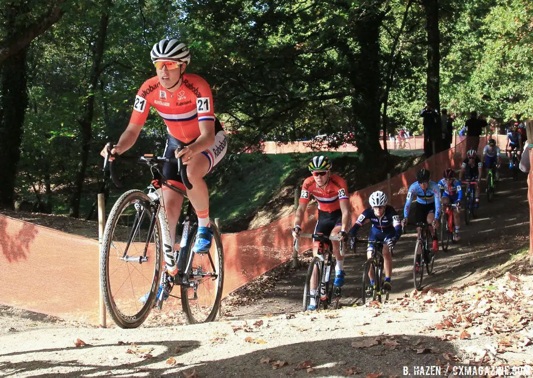 De Jong ready to put the power down while Brand lets the gap open. 2016 UEC European Cyclocross Championships, Elite Women. © B. Hazen / Cyclocross Magazine
