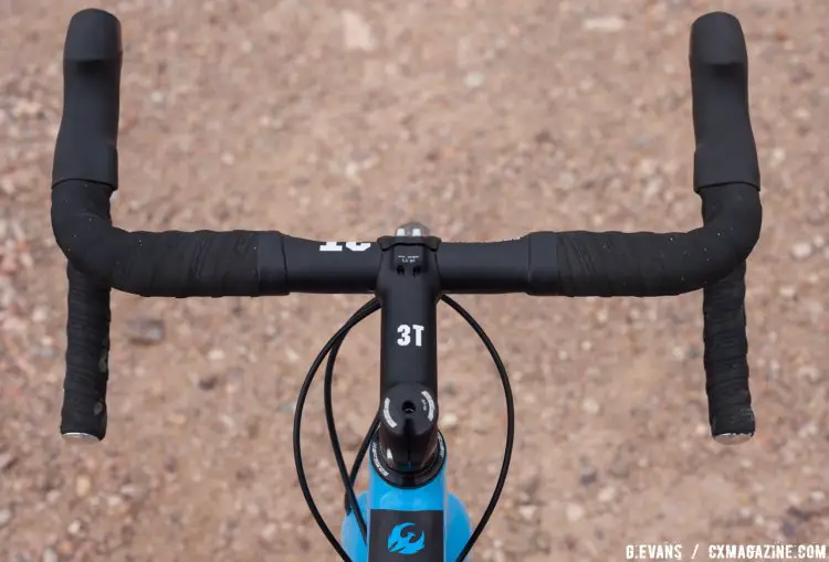 An aluminum 3T cockpit offers greater durability over carbon counterparts. © Cyclocross Magazine