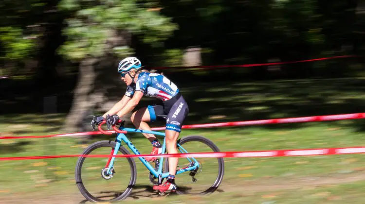 Katie Compton is fast. Period. Charm City Cross 2016. © Ricoh Riott