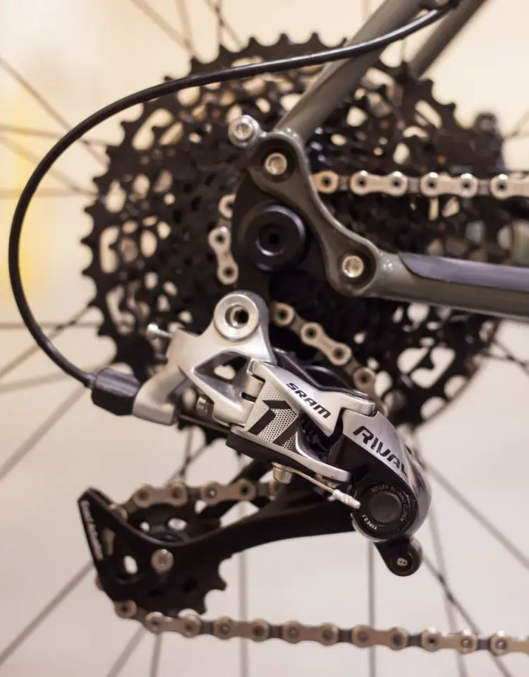 Shifting across the 10-42t cassette is handled by a SRAM Rival 1 rear derailleur. © Cyclocross Magazine