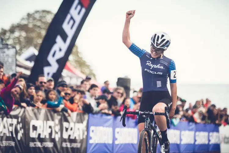 Ellen Noble came across the line for the day 1 win in Gloucester. 2016 GP of Gloucester Day 1. photo: Angelica Dixon