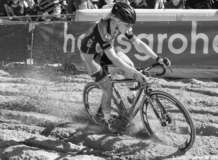 Laura Verdonschot plows a path through the sand. 2016 Superprestige Zonhoven women's race. © Bart Hazen / Cyclocross Magazine