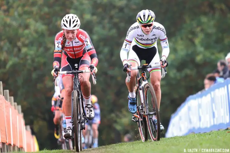 World Champ Thalita de Jong and Sophie de Boer used their strengths to take turns at the front of the 2016 Valkenburg Cyclocross World Cup Elite Women. © B. Hazen / Cyclocross Magazine