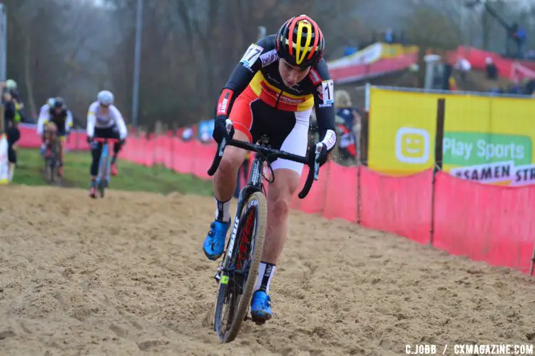 Sanne Cant leads through the sand pit - 2016 Zeven UCI Cyclocross World Cup Elite Women. © C. Jobb / Cyclocross Magazine