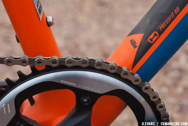 Close-up of the SRAM ring and chain. © Cyclocross Magazine