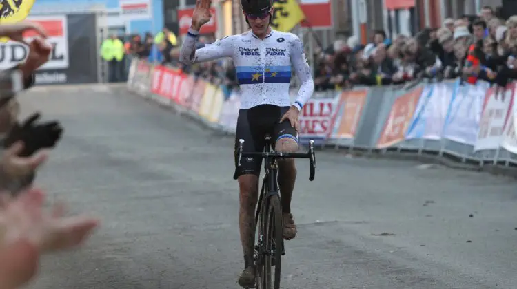 Toon Aerts wins 2016 Soudal Classics Jaarmarktcross in Niel. © B. Hazen / Cyclocross Magazine