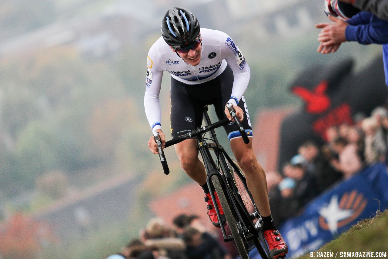 Toon Aerts did his new 2016 UEC Champion's jersey proud, riding for much of the race in second. Elite Men. 2016 Koppenbergcross, DVV Verzekeringen Trofee Series race #2. © B. Hazen / Cyclocross Magazine