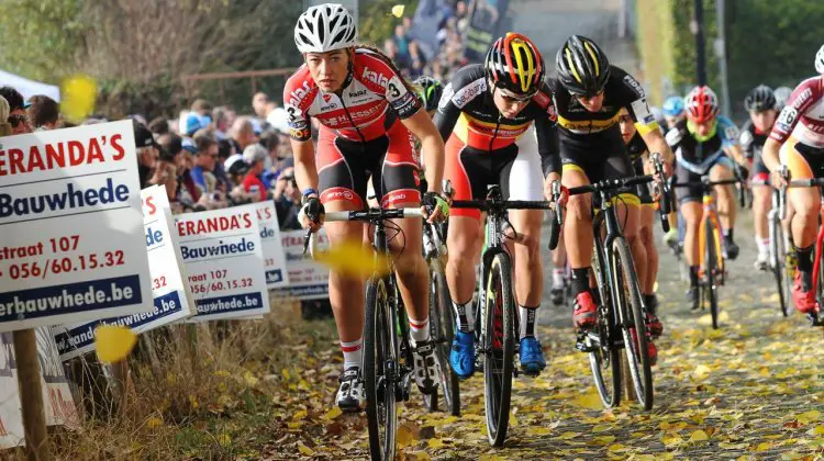 Sophie de Boer leads the chase, and would finish third. Elite Women. 2016 Koppenbergcross, DVV Verzekeringen Trofee Series race #2. © B. Hazen / Cyclocross Magazine