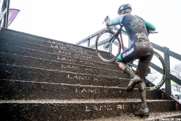 Garry Millburn up the Land Rover stairs - 2016 Rapha Super Cross Nobeyama, Japan. © J. Curtes / Cyclocross Magazine