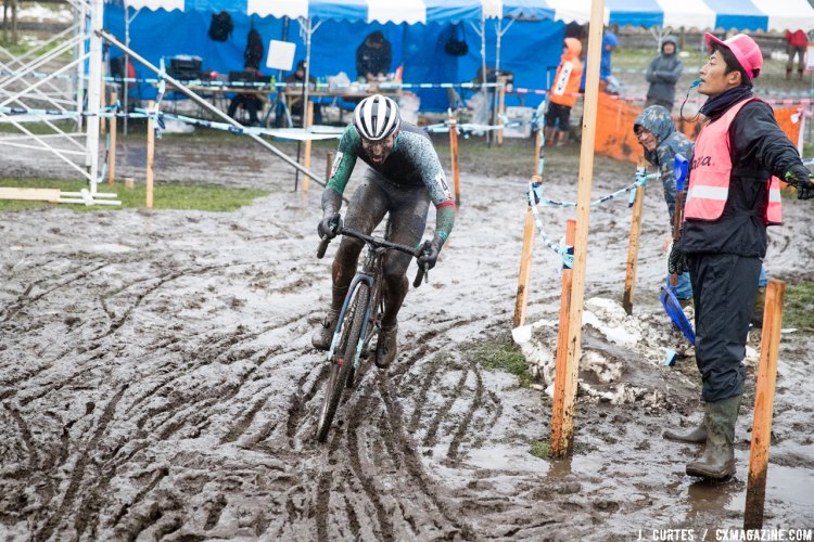 A muddy course challenged racers at the 2016 Rapha Super Cross Nobeyama, Japan. © J. Curtes / Cyclocross Magazine