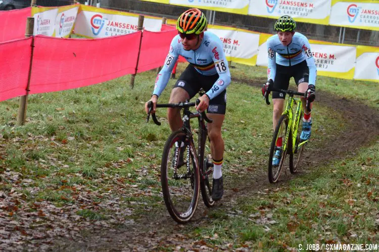 Jelle Camps leads Toon Vandebosch and the duo would finish in that order at the Zeven Junior Men's race. © C. Jobb / Cyclocross Magazine