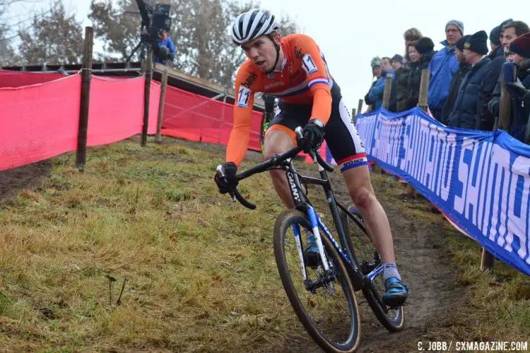 Joris Nieuwenhuis with his winning race face at the 2016 Zeven UCI Cyclocross World Cup. © C. Jobb / Cyclocross Magazine