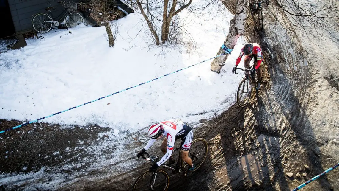 Sawada leading Kosaka in their battle or the win. 2016 Nobeyama Rapha Super Cross Day 1. © Jeff Curtes