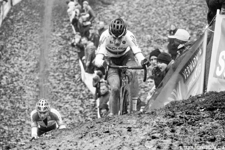 Mathieu van der Poel chase Wout van Aert. 2016 UCI Cyclocross World Cup Namur. Elite Men. © B. Hazen / Cyclocross Magazine