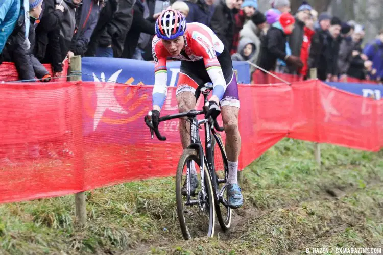 Mathieu van der Poel was best at the tricky, steep off-camber section. 2016 UCI Cyclocross World Cup Namur. Elite Men. © B. Hazen / Cyclocross Magazine