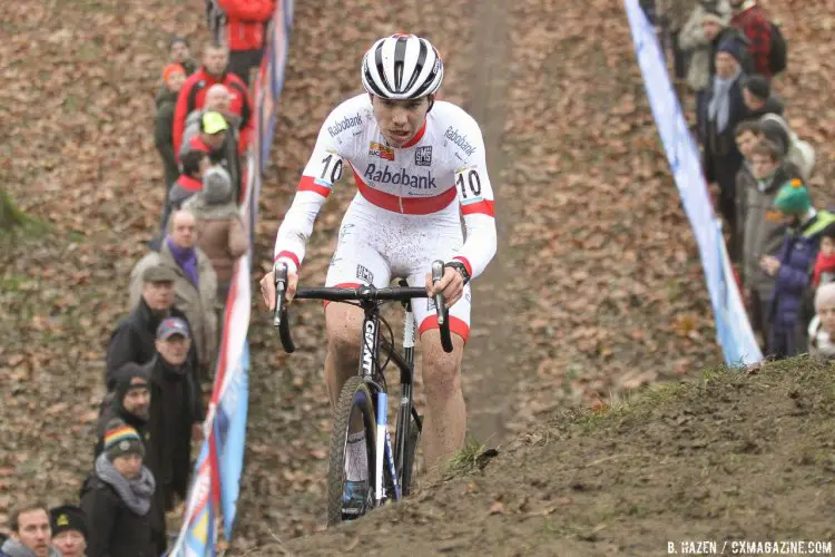 Joris Nieuwenhuis was one of the few to ride the climbs early on in the race, and they were invaluable in gaining an early lead. 2016 Namur Cyclocross World Cup, U23 Men. © B. Hazen / Cyclocross Magazine