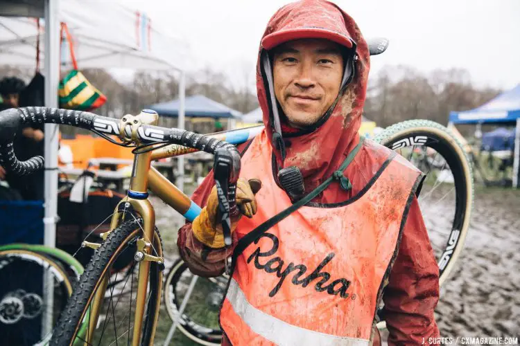 Daisuke Yano and his team (Motoji Kinumoto pictured here) promote the 2016 Nobeyama Rapha Super Cross but also don't miss a chance to line up and race. © Jeff Curtes