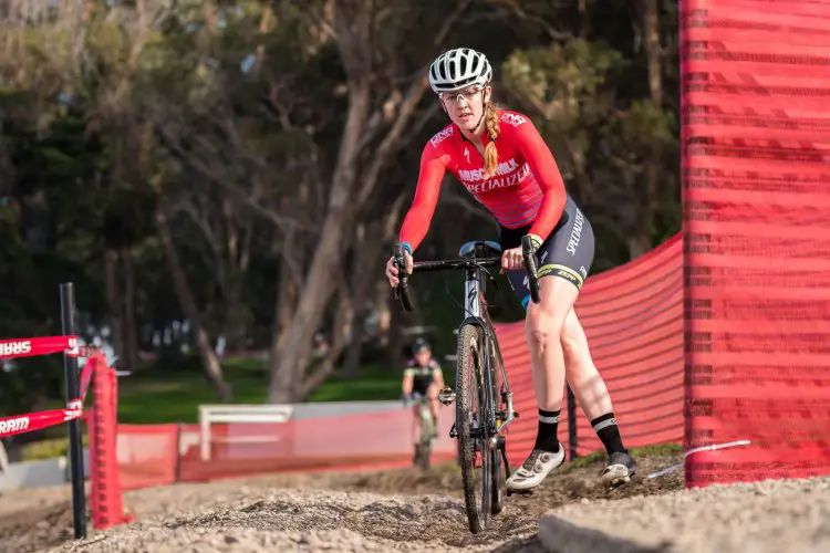 Carolina Gomez-Villafane on the beach - 2016 Cyclocross at Coyote Point. © Jeff Vander Stucken / Cyclocross Magazine