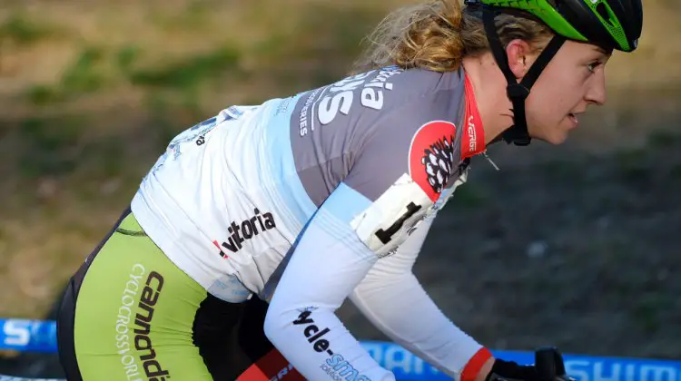 Emma White (Cannondale p/b Cyclocrossworld.com) powered away from the field early. © Chris McIntosh / Cyclocross Magazine