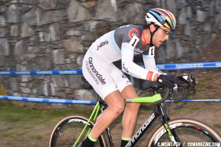 Curtis White (Cannondale p/b Cyclocrossworld.com) on his way to another Vittoria Series win. © Chris McIntosh / Cyclocross Magazine