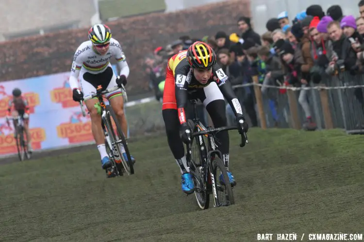 Sanne Cant displays some distinctive body english over the whoops at the 2016 Azencross Elite Women's race. © Bart Hazen / Cyclocross Magazine