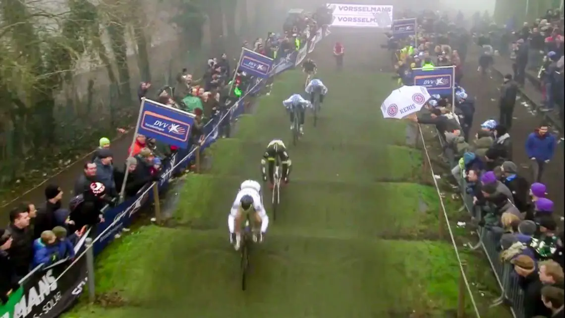 2016 Azencross Men's Race - Wout van Aert leads the chase of Aerts