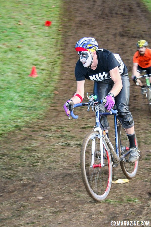 Brian Fornes was hooked on SSCXWC after his 2007 experience and has been involved in promoting most years' events ever since. TBT: First annual Singlespeed Cyclocross World Championships - SSCXWC 2007. © S. Ransom / Cyclocross Magazine
