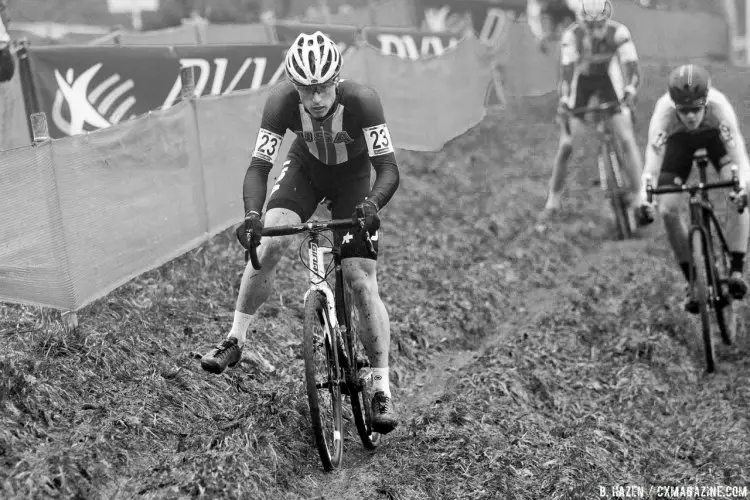 Stephenson tripods on the tricky off-camber. 2016 UCI Cyclocross World Cup Junior Men. © B. Hazen / Cyclocross Magazine