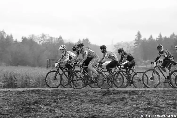 Start of a qualifying heat. The 10th SSCXWC in Portland, 2016. © M. Estes / Cyclocross Magazine