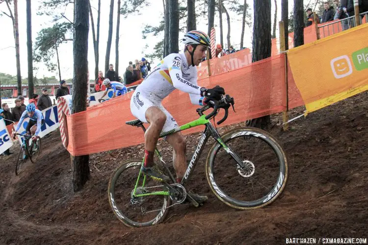 American Curtis White uses a bit of body english on his Cannondale. 2016 Zolder Cyclocross World Cup - U23 Men. © Bart Hazen / Cyclocross Magazine