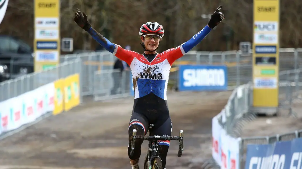 Dutch Champion Marianne Vos continues her winning ways. 2017 Fiuggi UCI Cyclocross World Cup Women's Race. Italy. © C. Jobb / Cyclocross Magazine