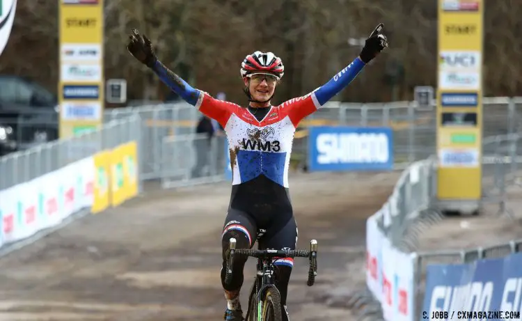 Dutch Champion Marianne Vos continues her winning ways. 2017 Fiuggi UCI Cyclocross World Cup Women's Race. Italy. © C. Jobb / Cyclocross Magazine
