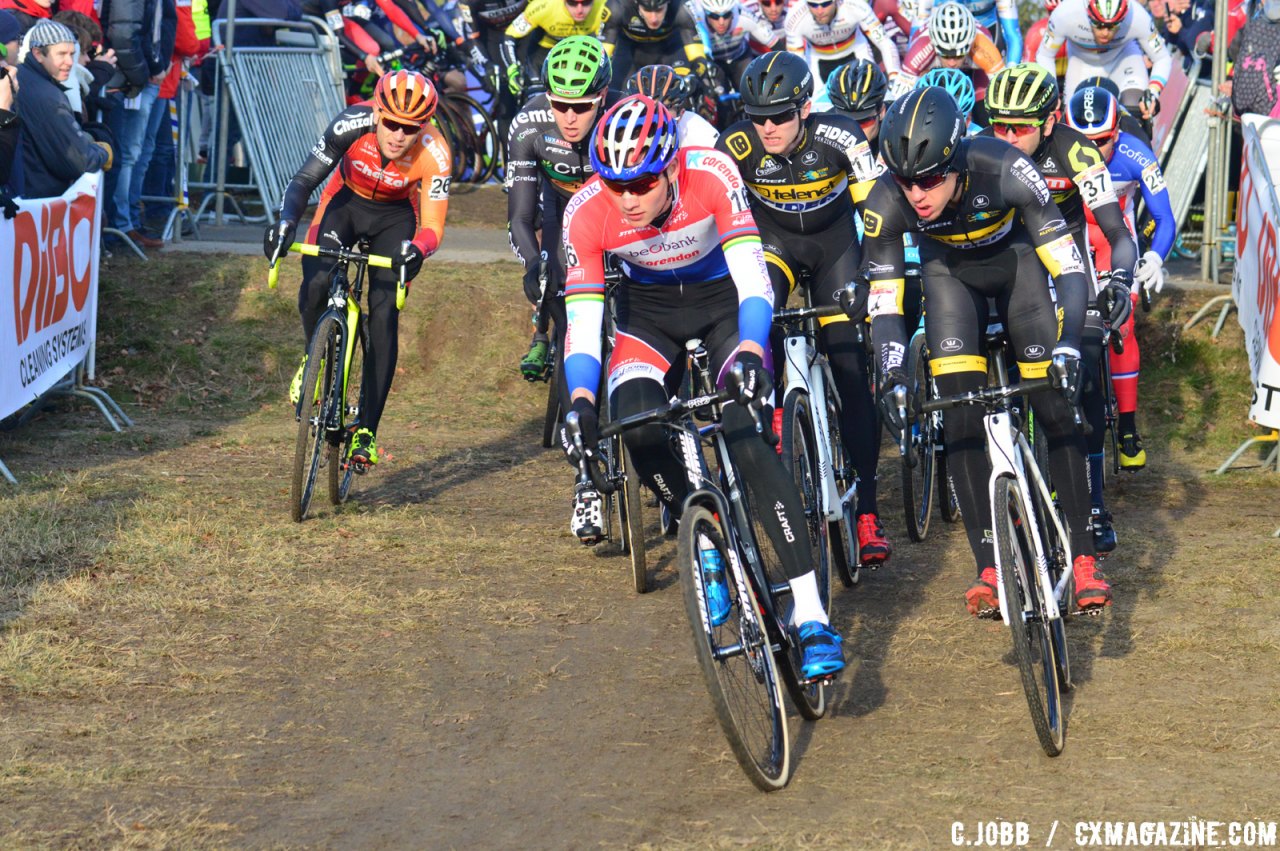 Starts of the 2017 Hoogerheide World Cup Elite Men. © C. Jobb / Cyclocross Magazine