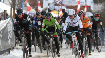 The final three, Elle Anderson, Katie Compton, and Kaitlin Antonneau, duke it out for the holeshot. © D. Mable / Cyclocross Magazine