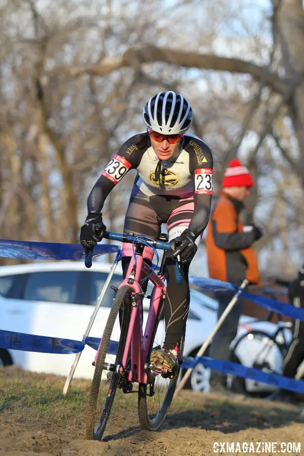 Winner Avanell Schmitz (Mermaid Winery). 2017 Cyclocross National Championships, Masters Women 30-34. © D. Mable / Cyclocross Magazine