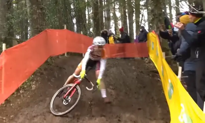 Crashfest at the 2017 Fiuggi Cyclocross World Cup