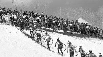 The climb up the run-up proved to be the racer's first geometry and running test. Riding the low line initially proved faster but conditions changed, making it harder to ride. 2017 Cyclocross National Championships, Elite Men. © A. Yee / Cyclocross Magazine