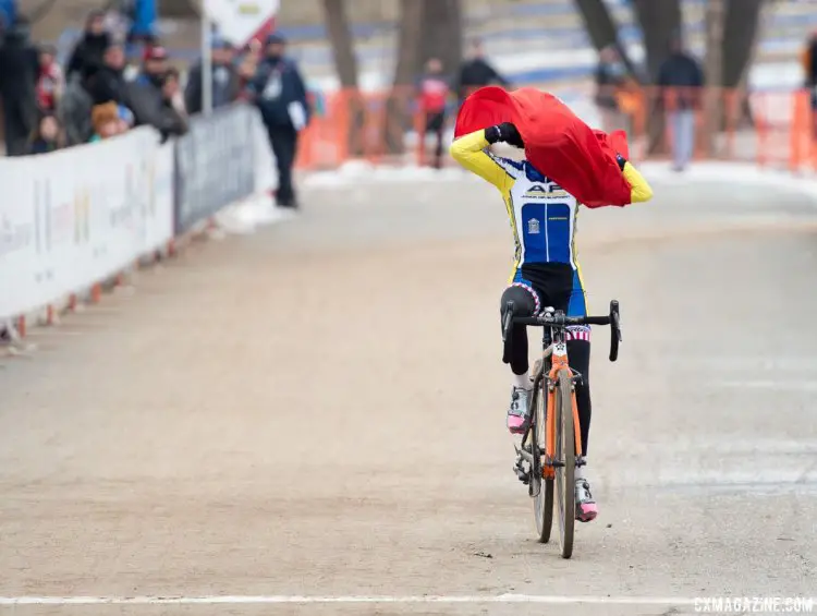 Lizzy Gunsalus with minor technical difficulties with her finish line celebration. 2017 Cyclocross National Championships, Junior Women 13-14. © A. Yee / Cyclocross Magazine