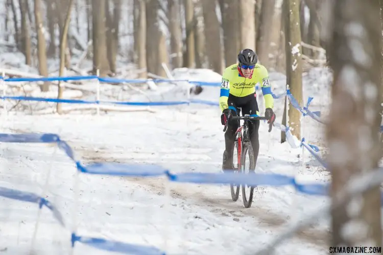 Chris Drummond (SPCX p/b R.K. BLACK) in his day-glo yellow. 2017 Cyclocross National Championships, Masters Men 35-39. © A. Yee / Cyclocross Magazine