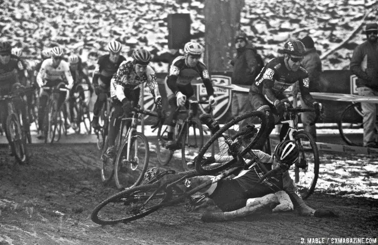 A crash at the start created some added excitement. 2017 Cyclocross National Championships, Masters Men 40-44. © D. Mable / Cyclocross Magazine