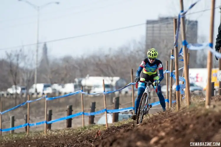 Chance tripods her way to the title. 2017 Cyclocross National Championships, Masters Women 55-59. © A. Yee / Cyclocross Magazine