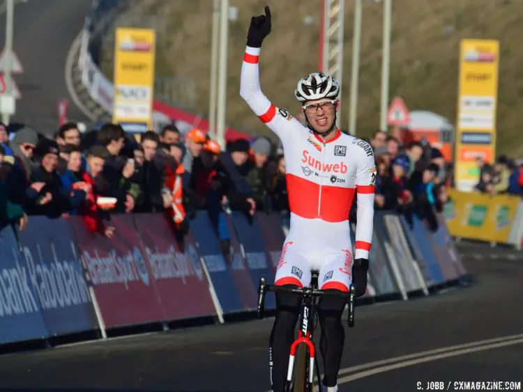 Joris Nieuwenhuis left no doubt that he's ready for the 2017 Worlds with a dominant performance at the 2017 Hoggerheide UCI Cyclocross World Cup. U23 Men. © C. Jobb / Cyclocross Magazine